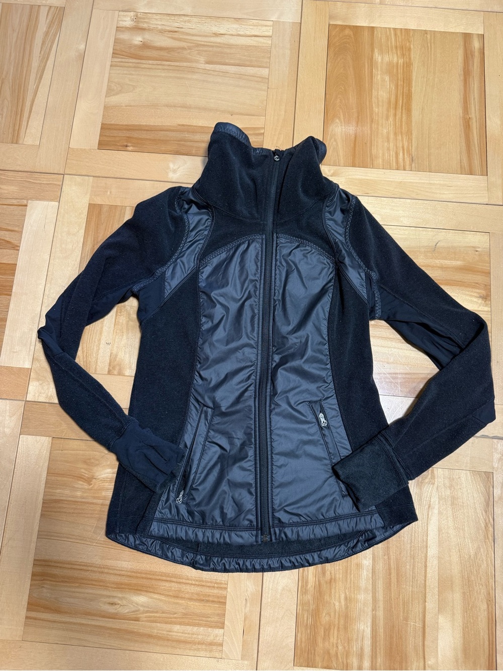Lululemon gust buster jacket